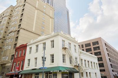 Sonder Baronne Manor