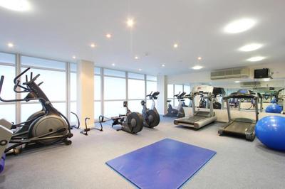 Cozy London Stratford Apartment with Gym