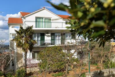 Apartments Kostelic