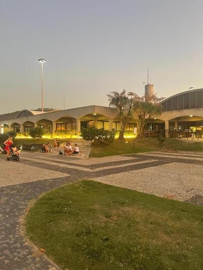 Apartamento Zona Sul - Praia do Flamengo - Belíssimo e espaçoso