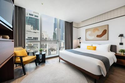 Dash Living on Queen's