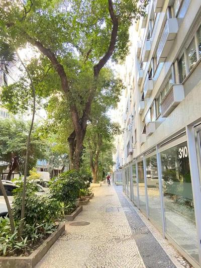 Apartamento espaçoso e bem localizado em Copanema