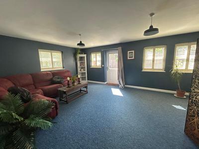 Cozy Double Room Yeovil Town Centre