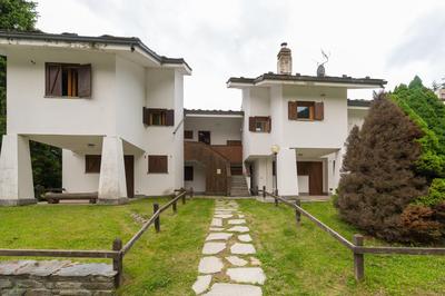 Chez Umbus, centrale e immerso nel verde, grande terrazzo