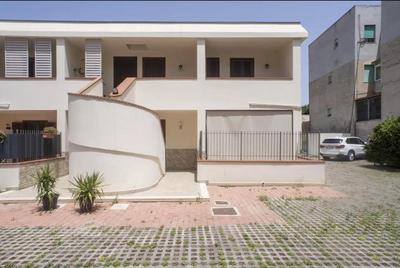 Eli's apartment Mondello Free Private Parking AC and WIFI