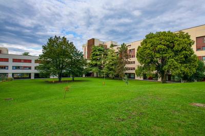 -Free Parking-City-Center-Strategic Apartment