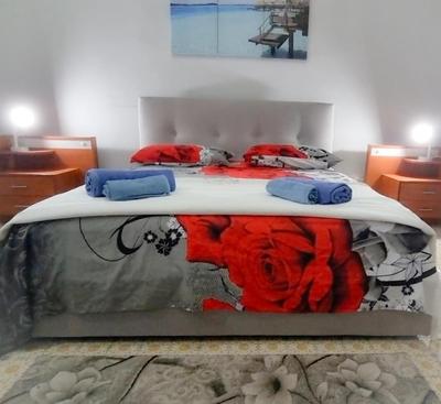 Eracles House near Ortigia Island