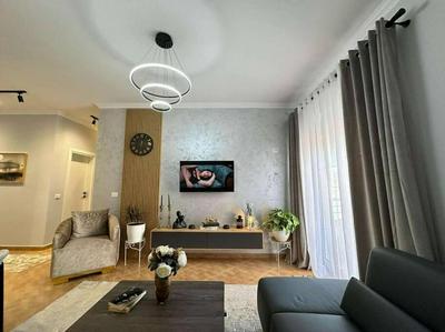 Modern and elegant apartment