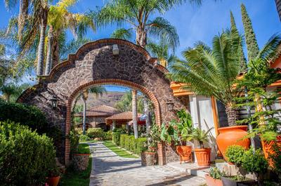 Hotel El Dorado - cerca de Chapala y del Aeropuerto