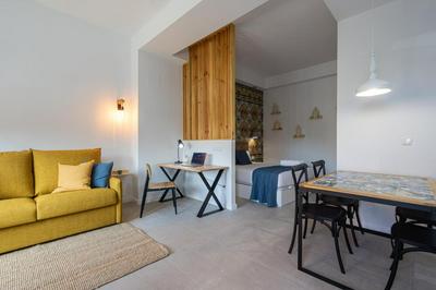 FLORIT FLATS - Stylish Valencia Ceramic Apartments with Free Bicycles by the Joaquin Sorolla Station
