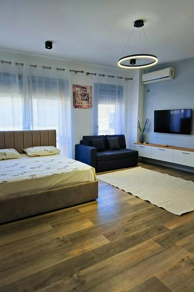 Iris Guest House