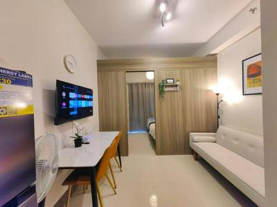 Citispace 1BR Condotel Suite at FAME Residences #FM47A