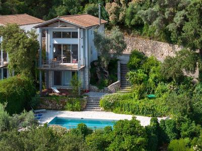 Villa Milos