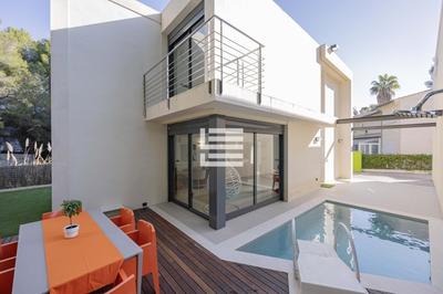 Villa Alya, Pool and Seaviews in Alcudia by Bebreeze