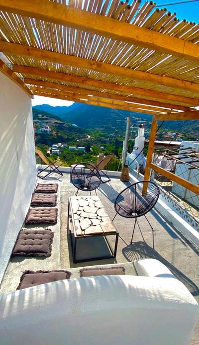 Babatseratsi skyrian studio 1