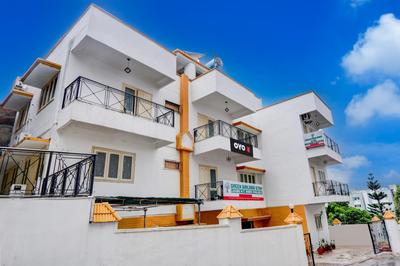 Collection O Irrum Manzil Metro Station Formerly Green Banjara Stay