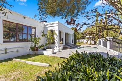 Winelands Villa by Host Agents