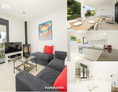 Cozy holiday home by the beach in Costabella, Marbella