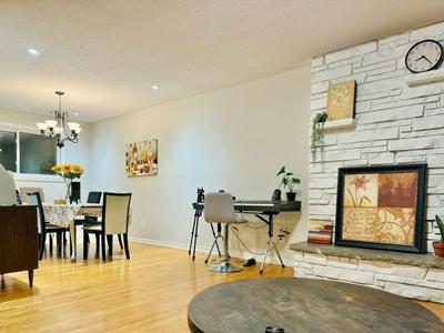 Free parking quiet room close to college