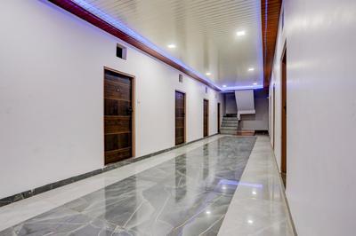 Hotel O Thakur Ji And Dhaba