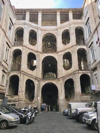 Centro Storico new 2 bedrooms - 2 bathrooms apt chic