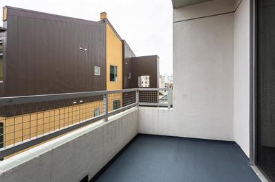 Downtown Santa Monica 2bedroom with Free Parking