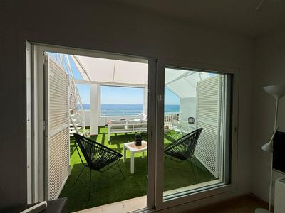 Ático en primera línea de playa