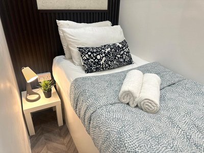 Cove Partition Room in Tecom Near Internet City Metro