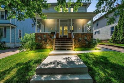 Charming Retreat - Walk to local restaurants, cafes and pubs
