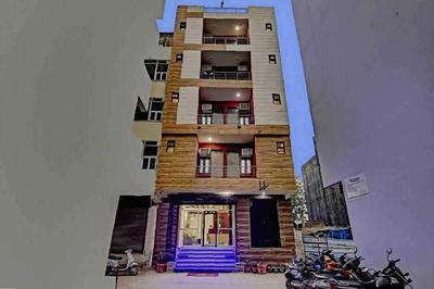 FabHotel Rose Residency
