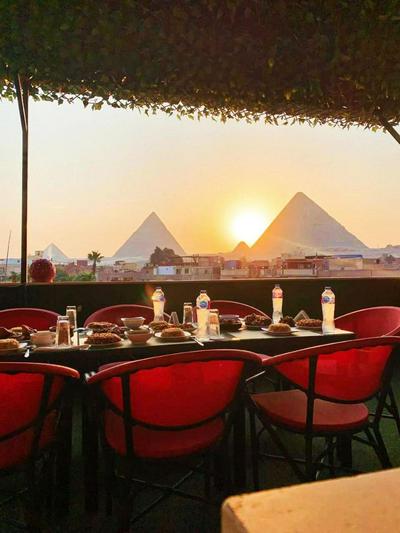 Sardonyx pyramids view hotel