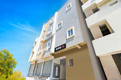 Hotel O RBS Square Inn Uppal