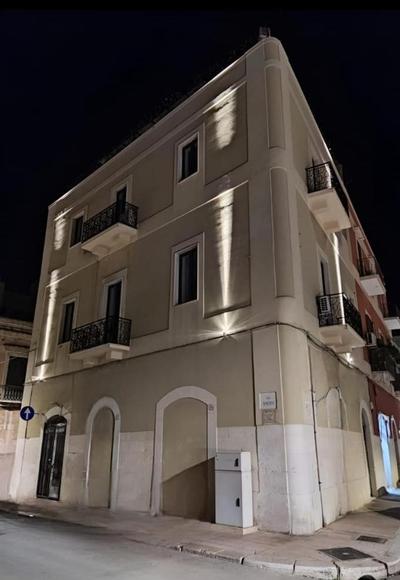 Trani residence