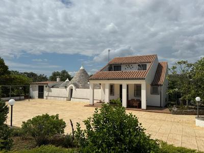 Villa Trullo Cantaluna - Esclusiva villa con trullo e piscina privata