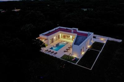 Villa Bateli for 8 people in Central Istria with children playground and salt-water private pool