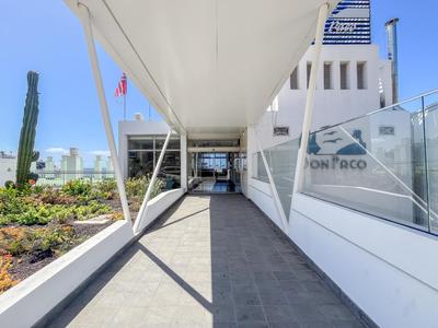 1St Line Don Paco Seaviews