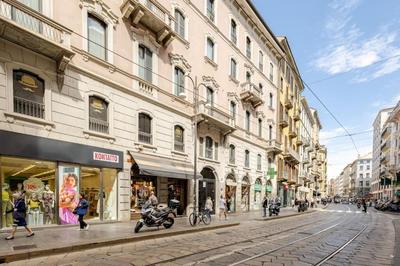 Elegant Brand New Apartment in Duomo