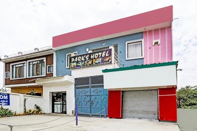 Hotel O PARK'S HOTEL
