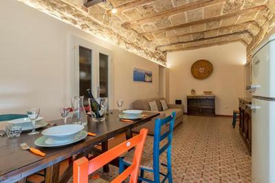 Contrada Sant Esteve - Magnolia Holidays