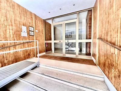 VATICAN GLAMOROUS at Passeggiata del gelsomino - FREE Parking, 4 Guests, Central Rome