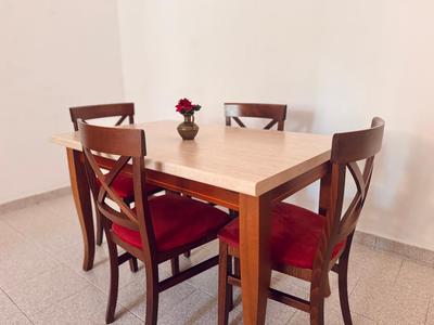 Casa con giardino e accesso indipendente