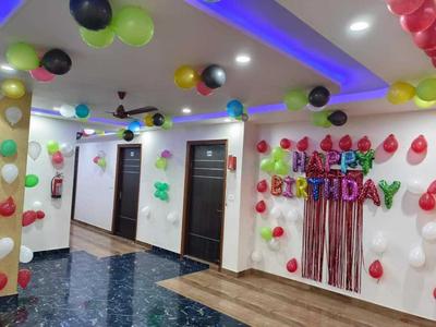 Hotel O Sky Hills Near Chaudhary Charan Singh International Airport