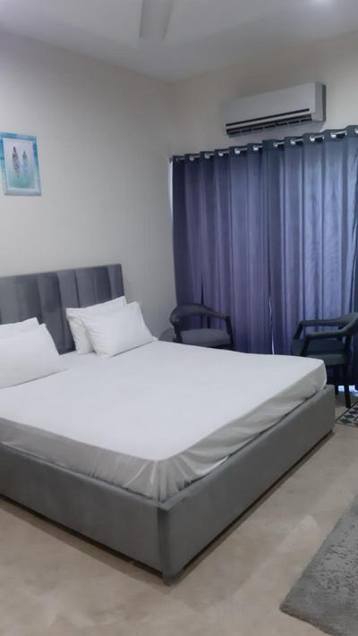 Crossway Hotel Multan