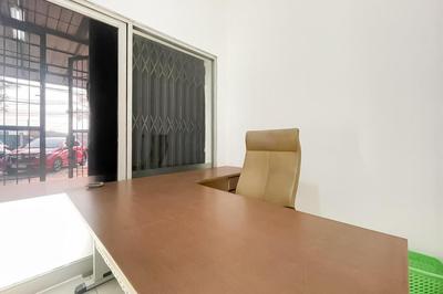 RedDoorz at Pandu Raya Bogor by Madam M Place