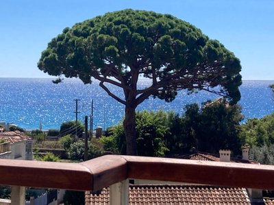Cannes Beach Access, Private Room in Shared 3-Bedroom Apartment, Private Bathroom, Living Room with Sea View Suite Parentale salle de bain privée accès pla