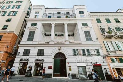 New Apartament in historical Genoa center
