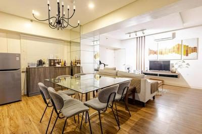 Luxurious 3BR, 2 Balconies with City & Pool View