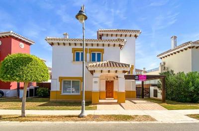 4 Bed Villa-Sleeps 8-Private Pool-Golf Resort