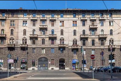 Lenny's Central Apartment