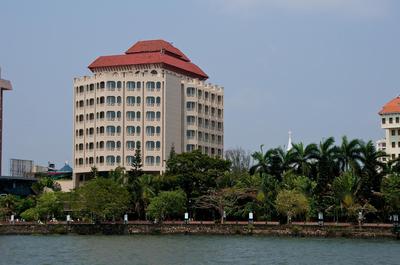 Vivanta Ernakulam, Marine Drive